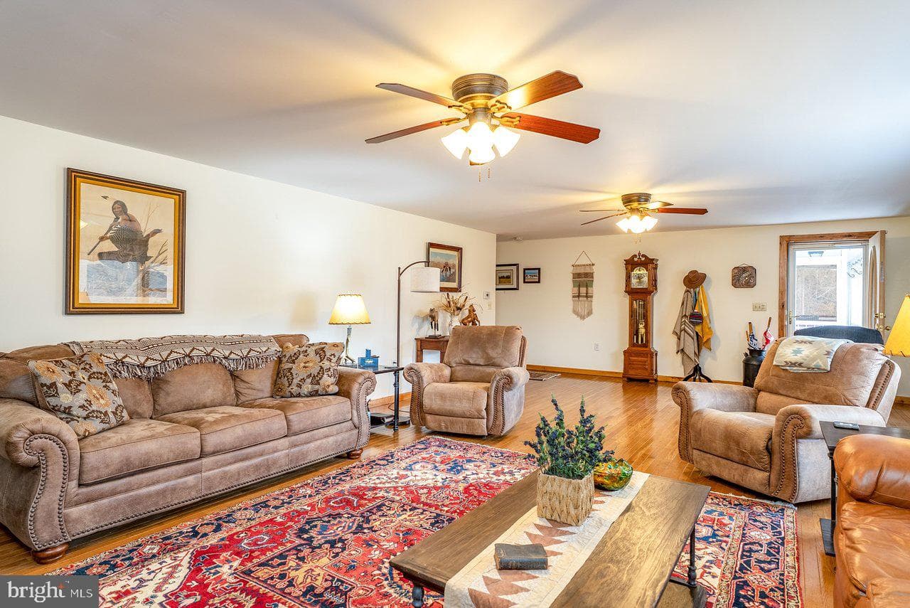 8545 Sugar Grove Road photo 6