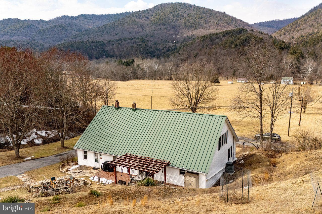 8545 Sugar Grove Road photo 76