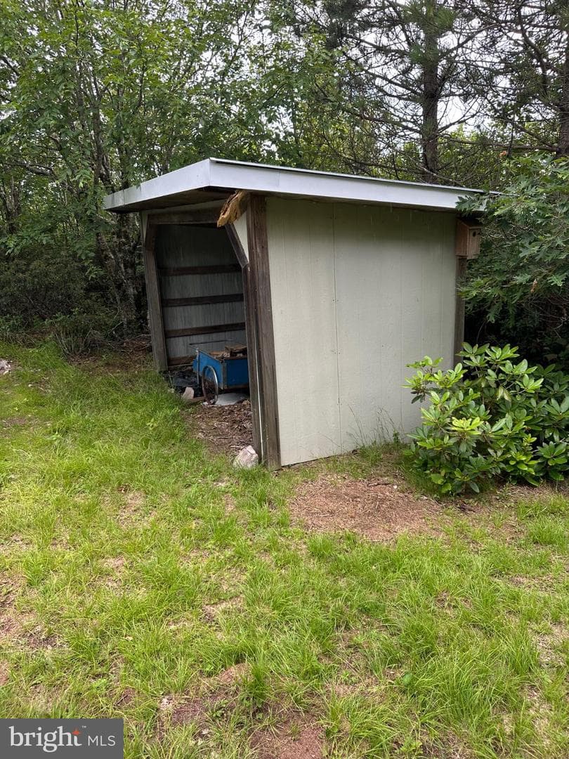 46 Pond Road photo 26