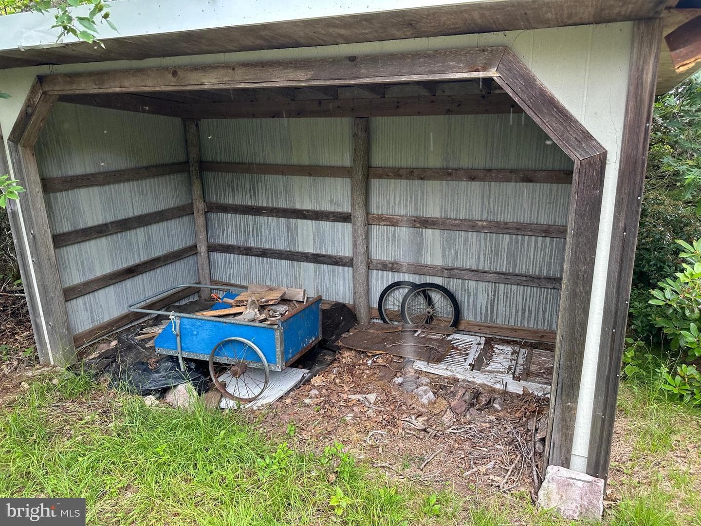 46 Pond Road photo 27