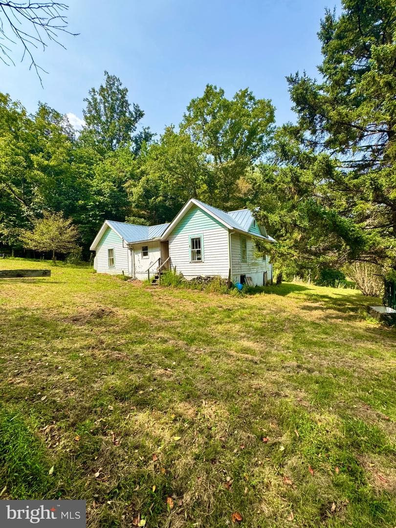 378 Indian Trail, Seneca Rocks