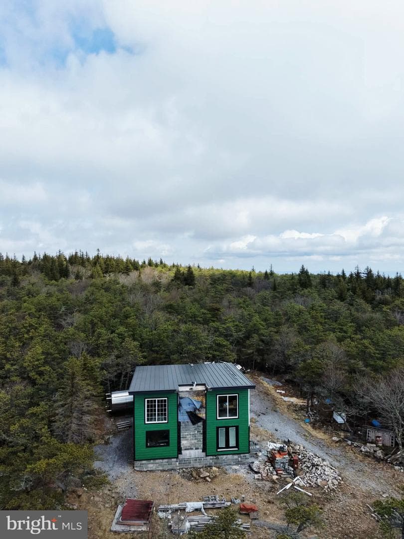 148 Pond Road photo 3