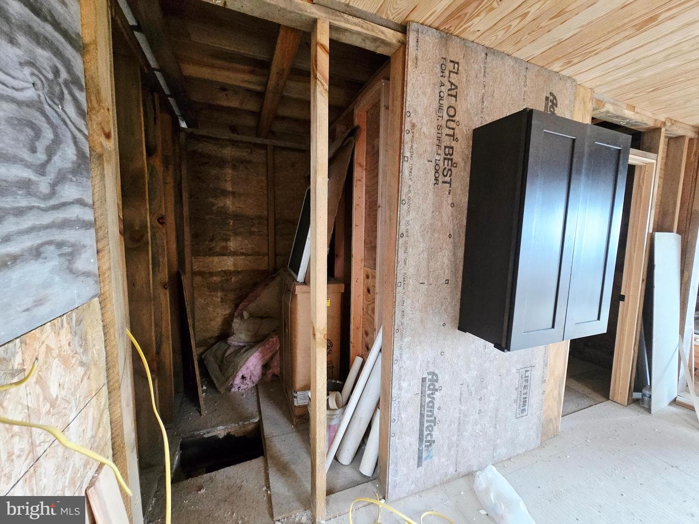 148 Pond Road photo 33