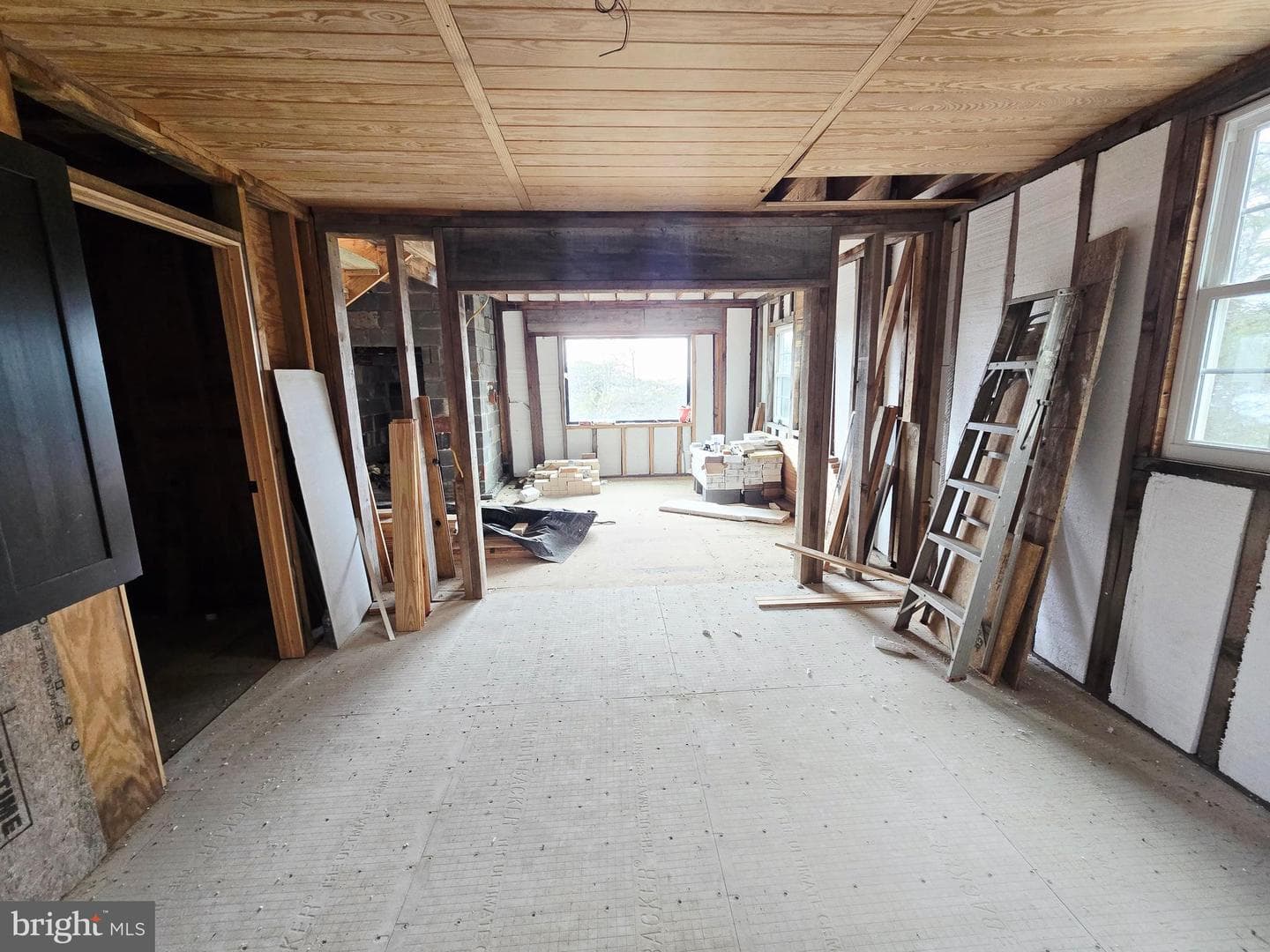 148 Pond Road photo 34