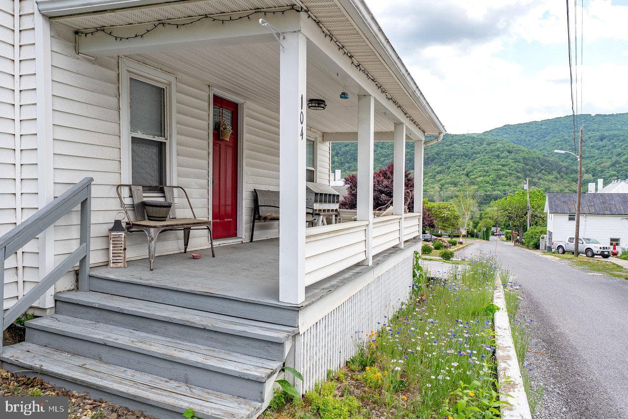 104 Dogwood Drive photo 49
