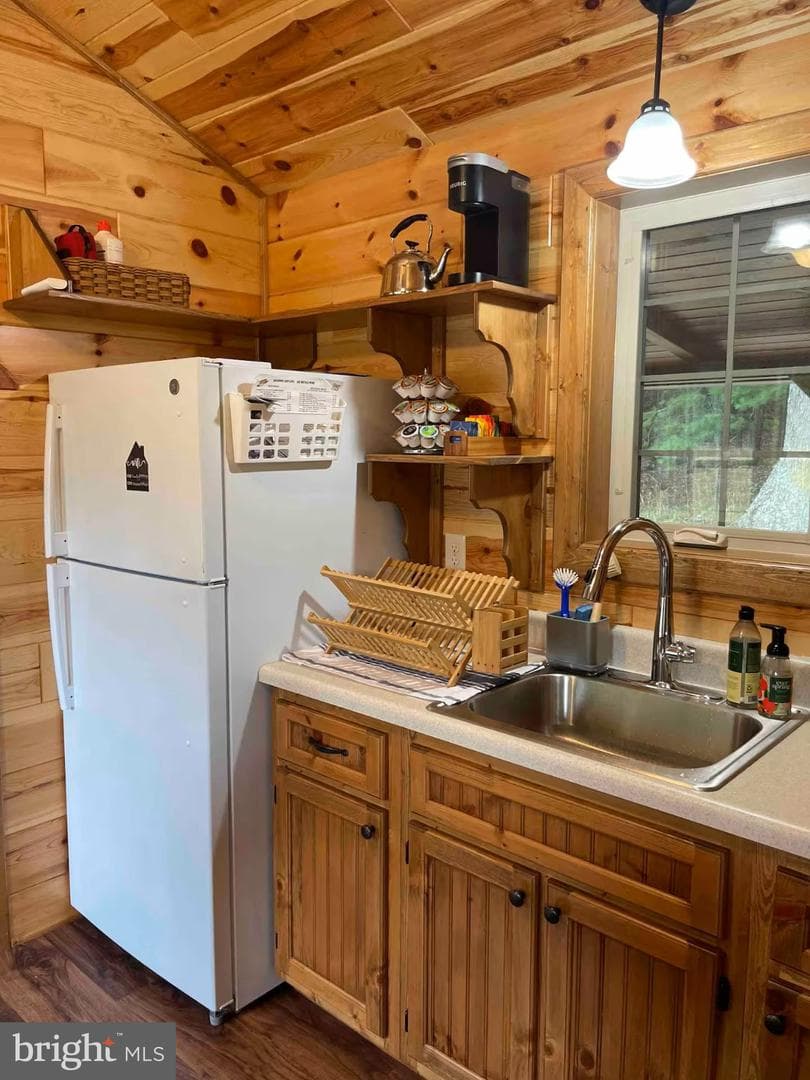 184 Skiles Pitsenbarger Road photo 17