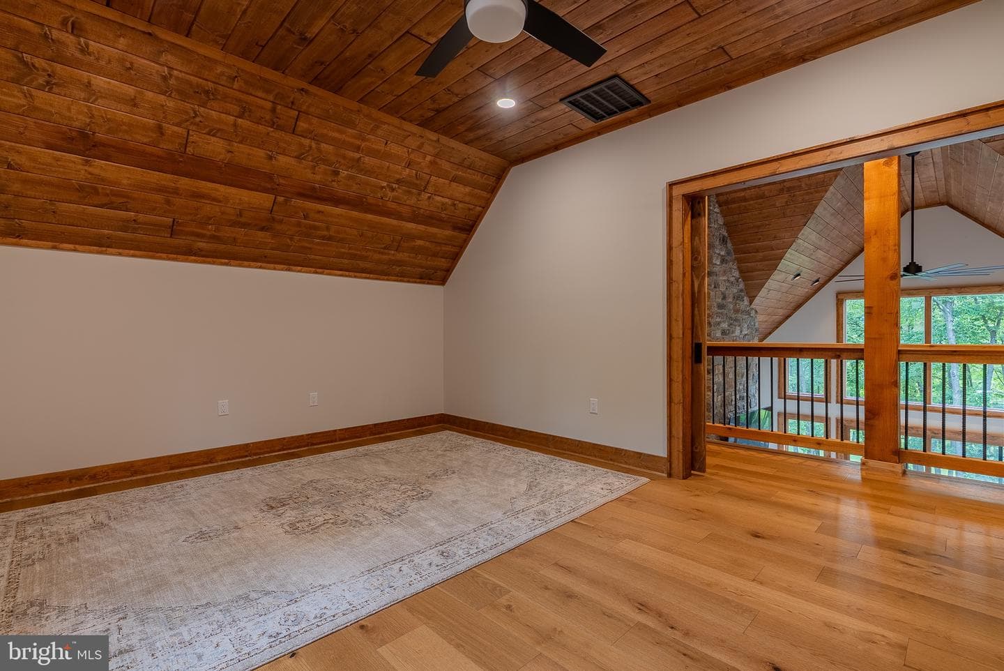 640 Golf Club Drive photo 35