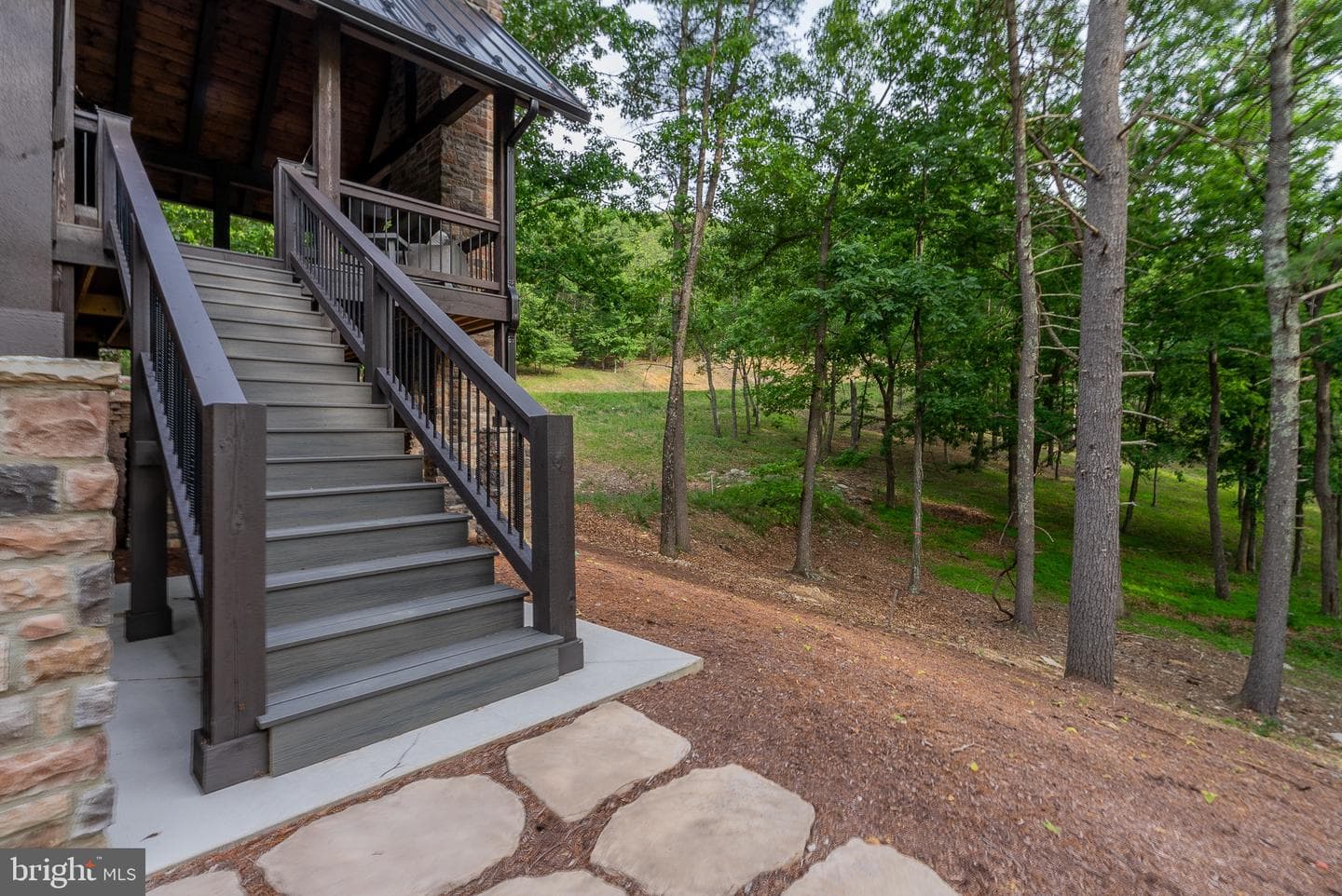 640 Golf Club Drive photo 46