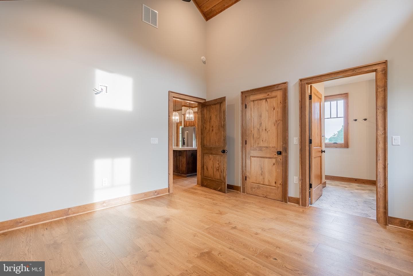 445 Eaglewood Trail photo 26