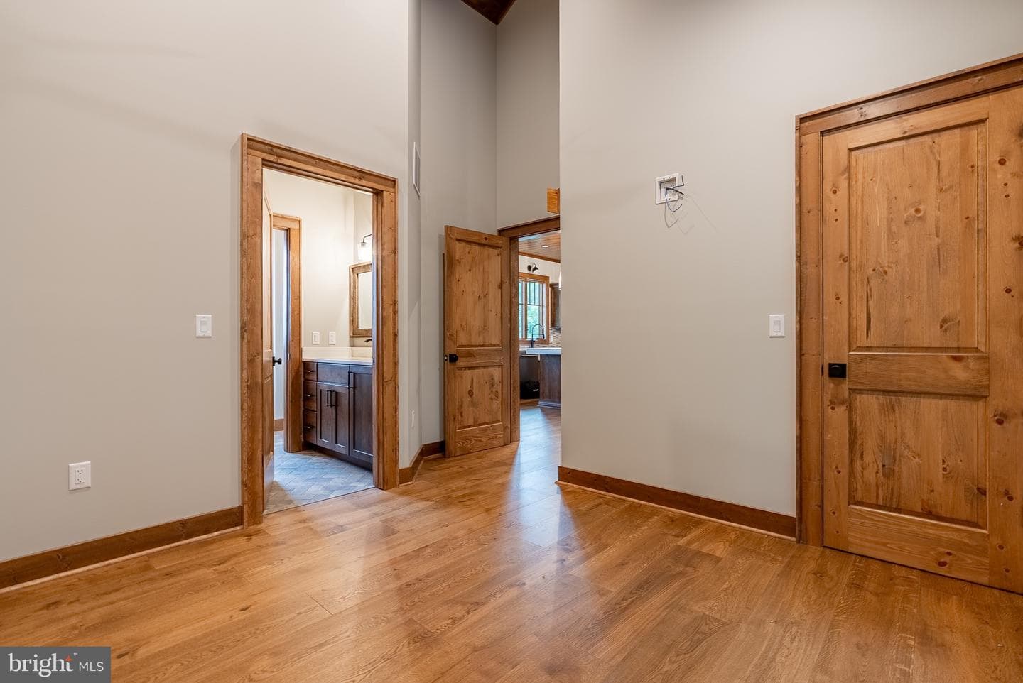 445 Eaglewood Trail photo 32