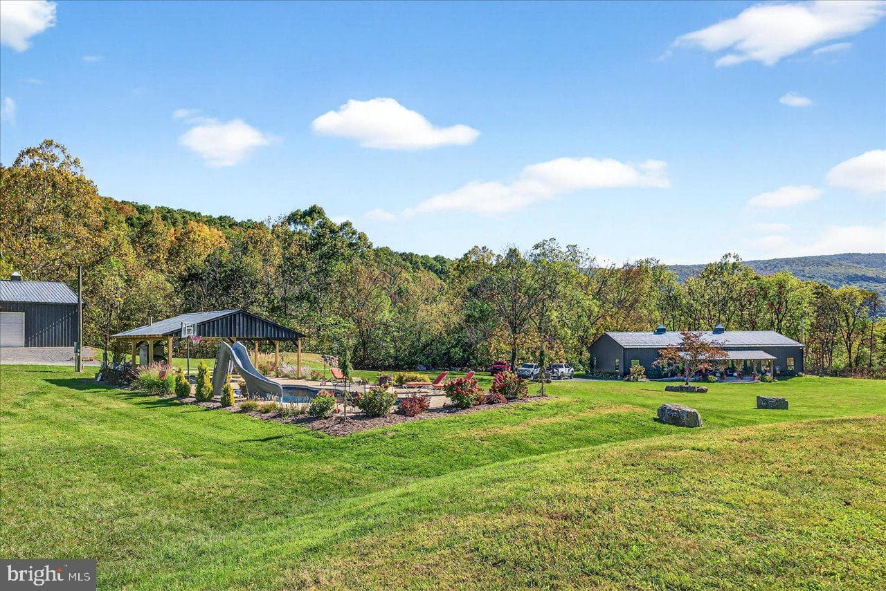 30 Polecat Hollow Boulevard photo 50