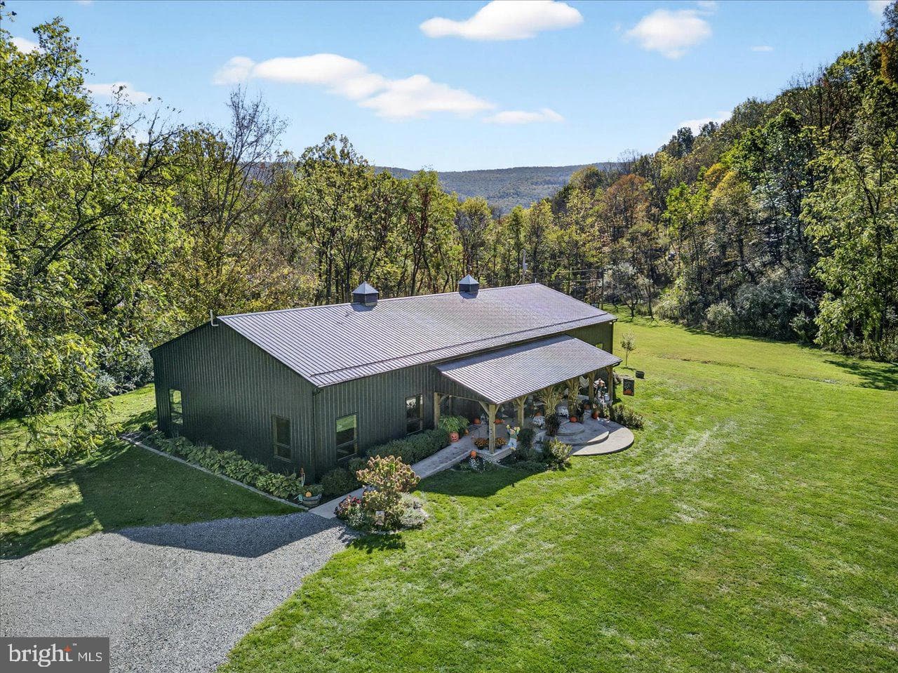 30 Polecat Hollow Boulevard photo 59