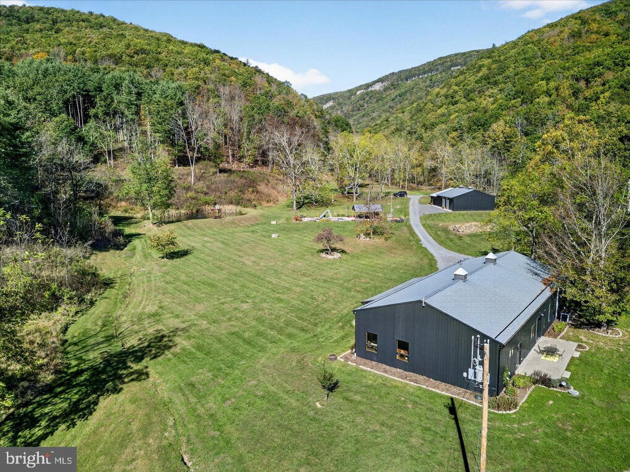 30 Polecat Hollow Boulevard photo 60