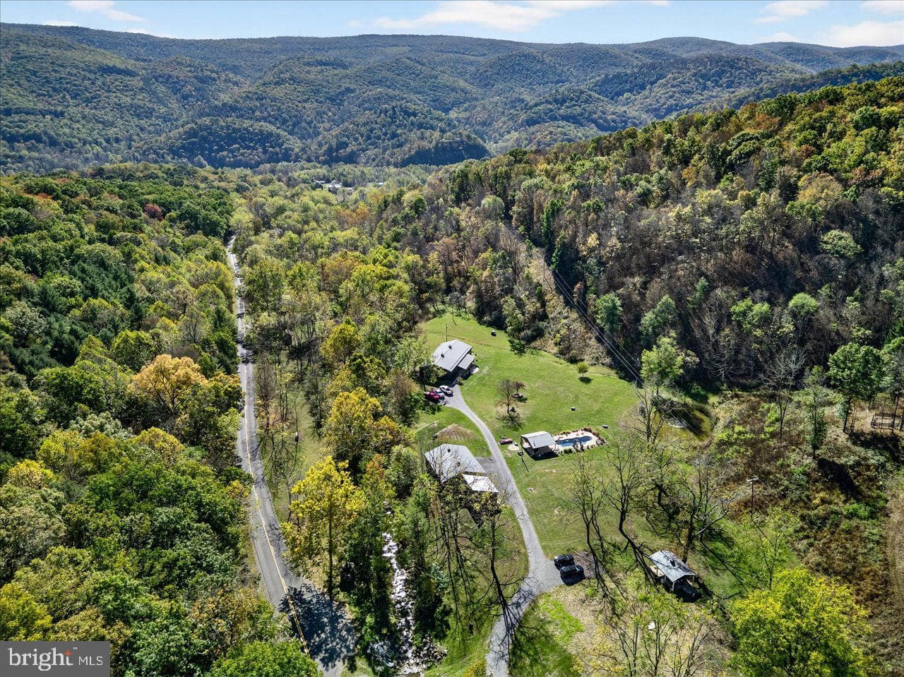30 Polecat Hollow Boulevard photo 64