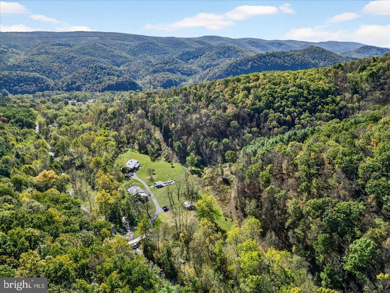 30 Polecat Hollow Boulevard photo 66