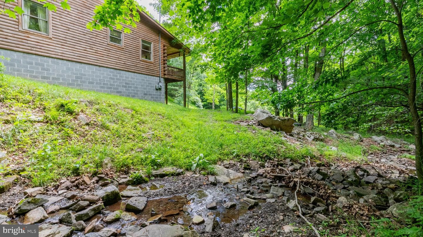 1862 Hawbush Road photo 10