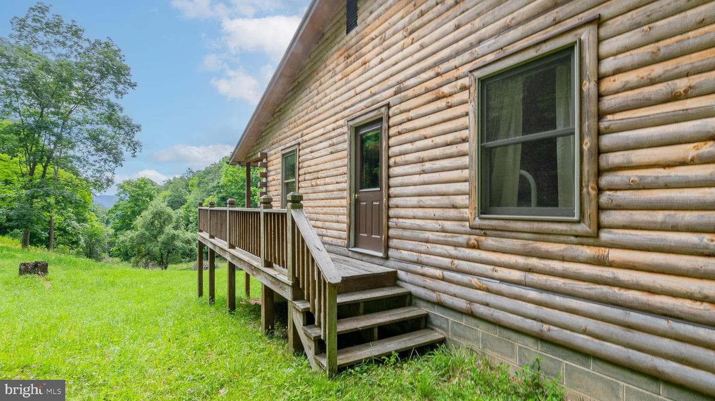 1862 Hawbush Road photo 11