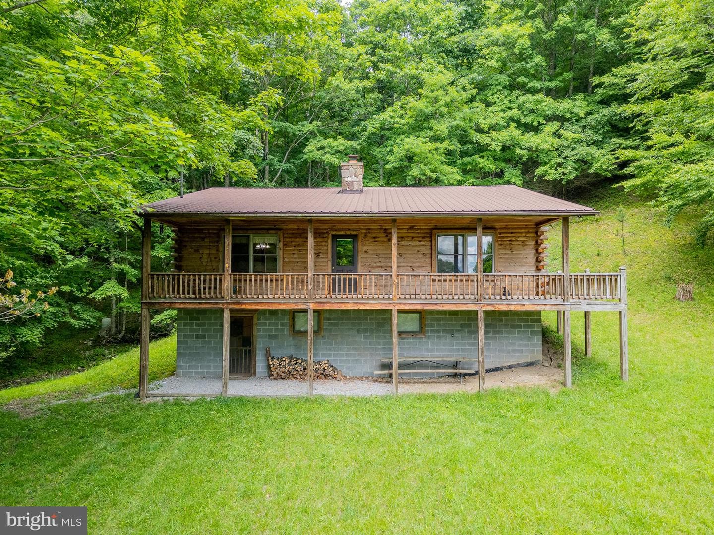 1862 Hawbush Road, Circleville