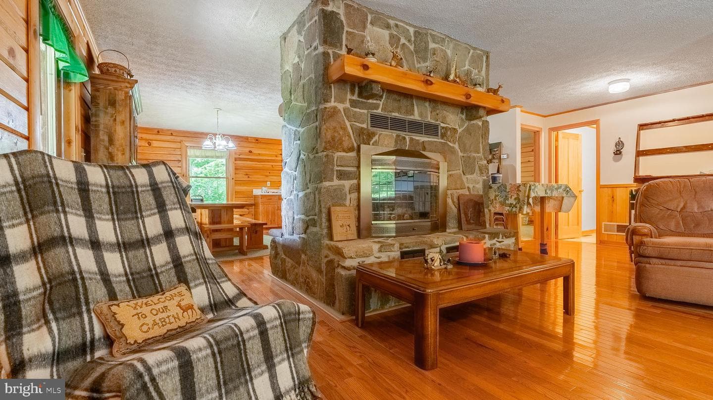 1862 Hawbush Road photo 51