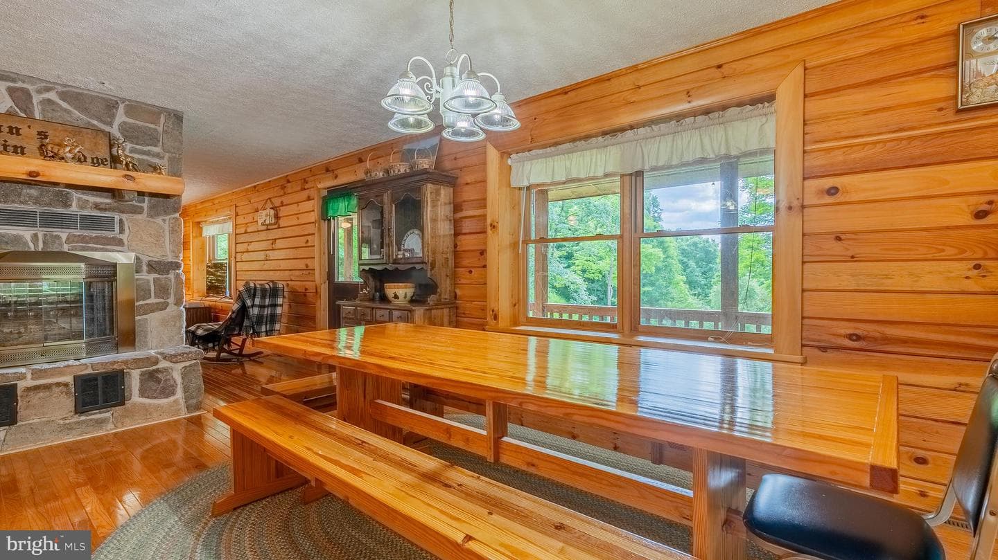 1862 Hawbush Road photo 55