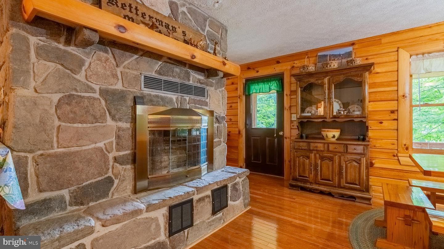 1862 Hawbush Road photo 62