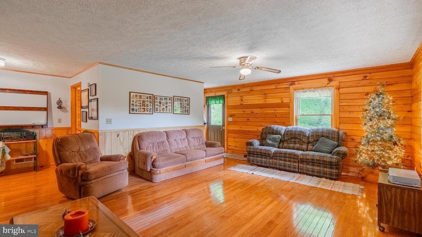 1862 Hawbush Road photo 65
