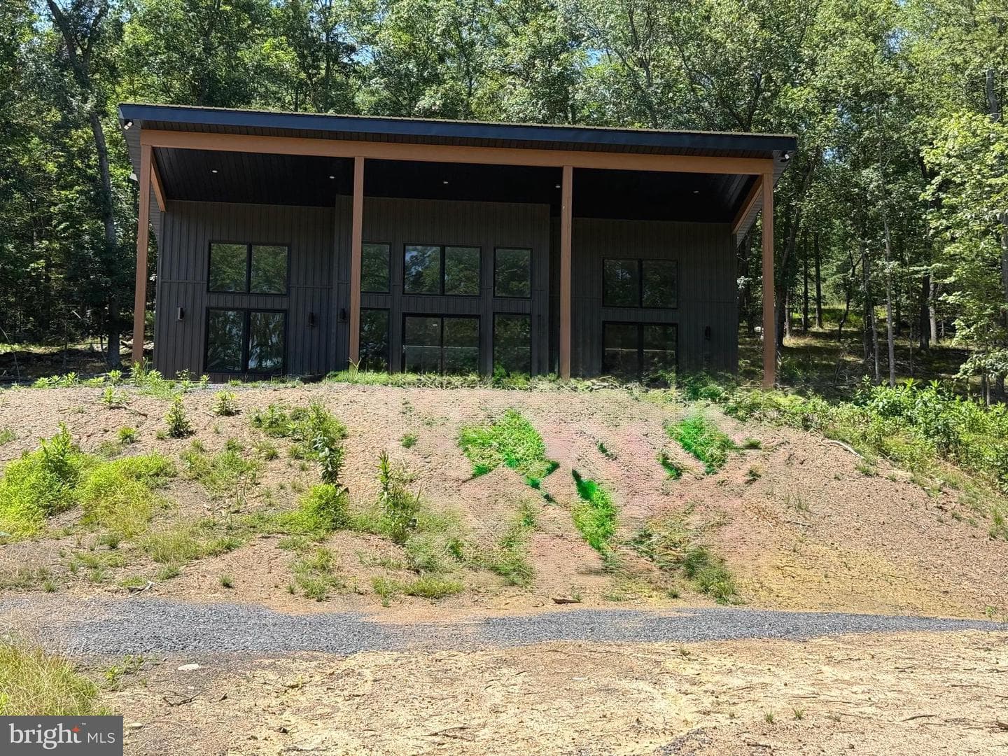279 Waterline Drive photo 4
