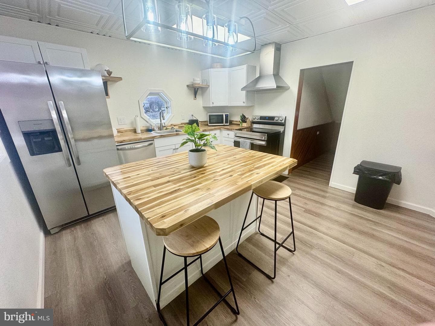 101 Patricia Avenue photo 11