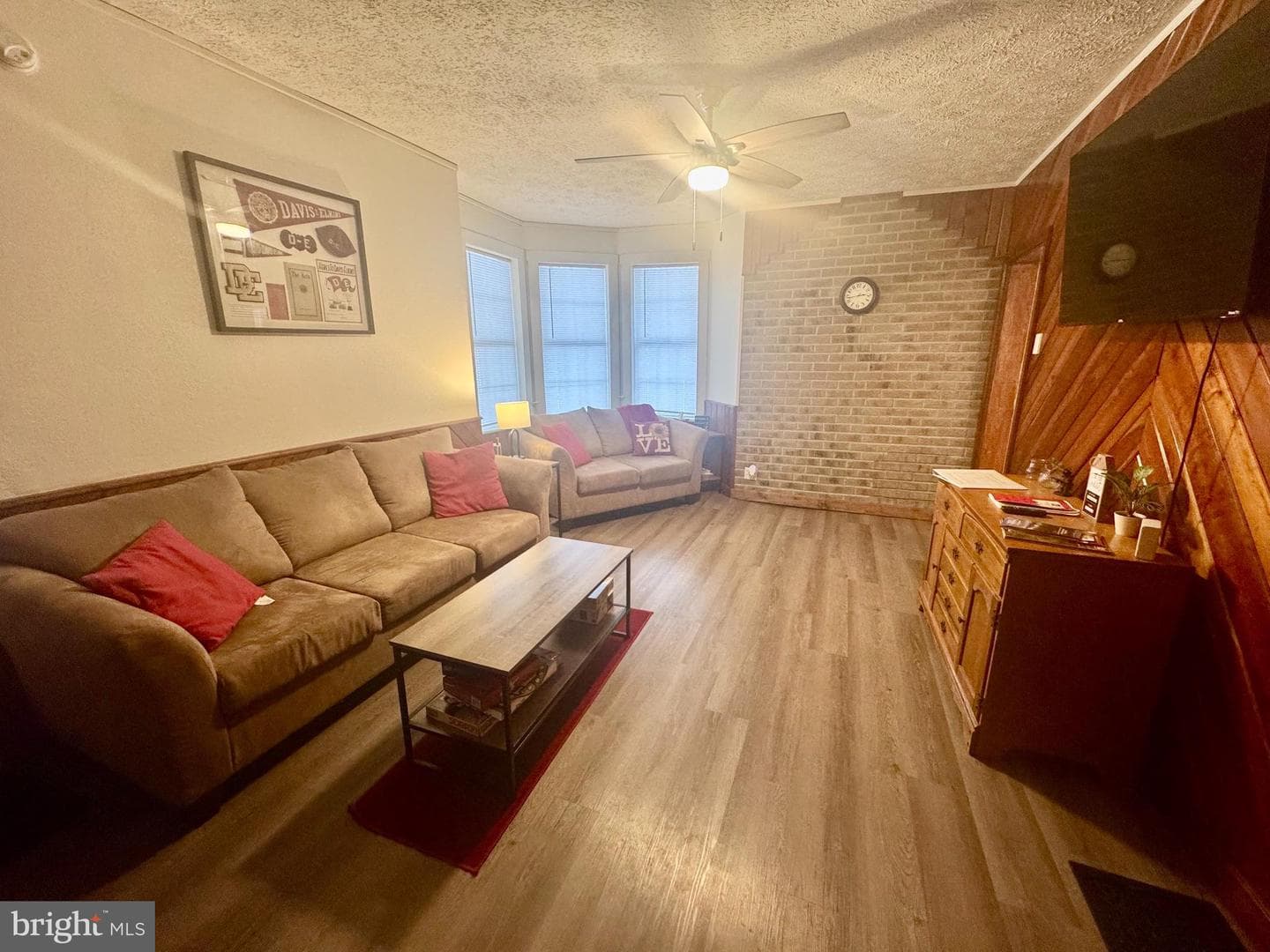 101 Patricia Avenue photo 28