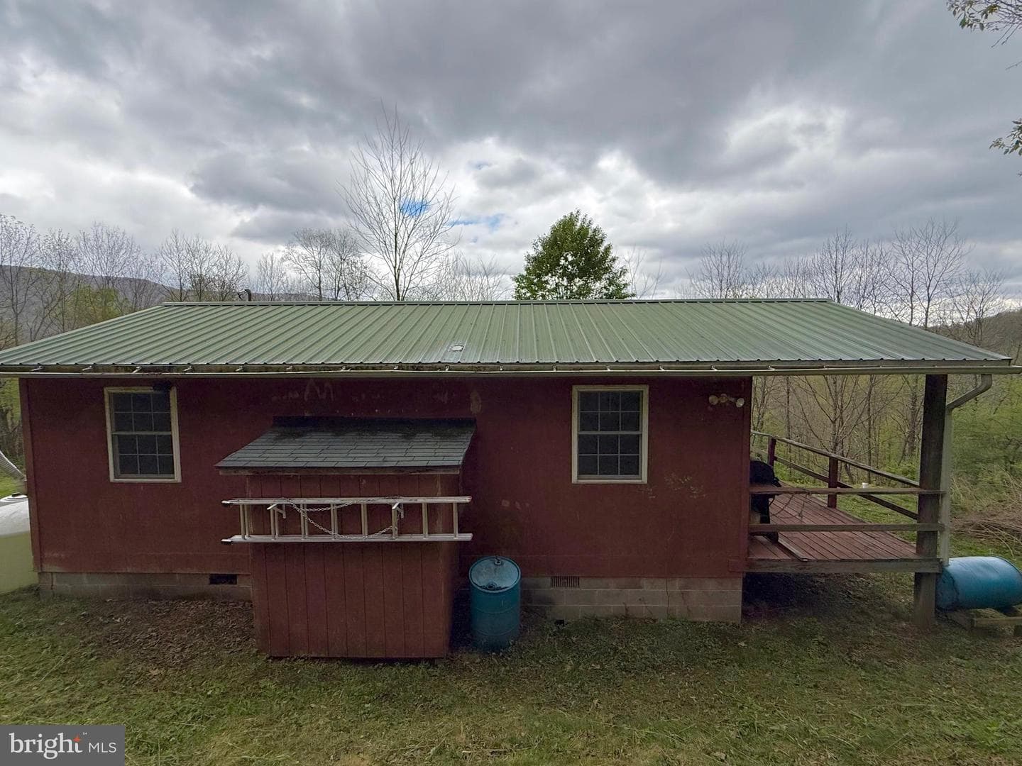590 Short Cut Road photo 5