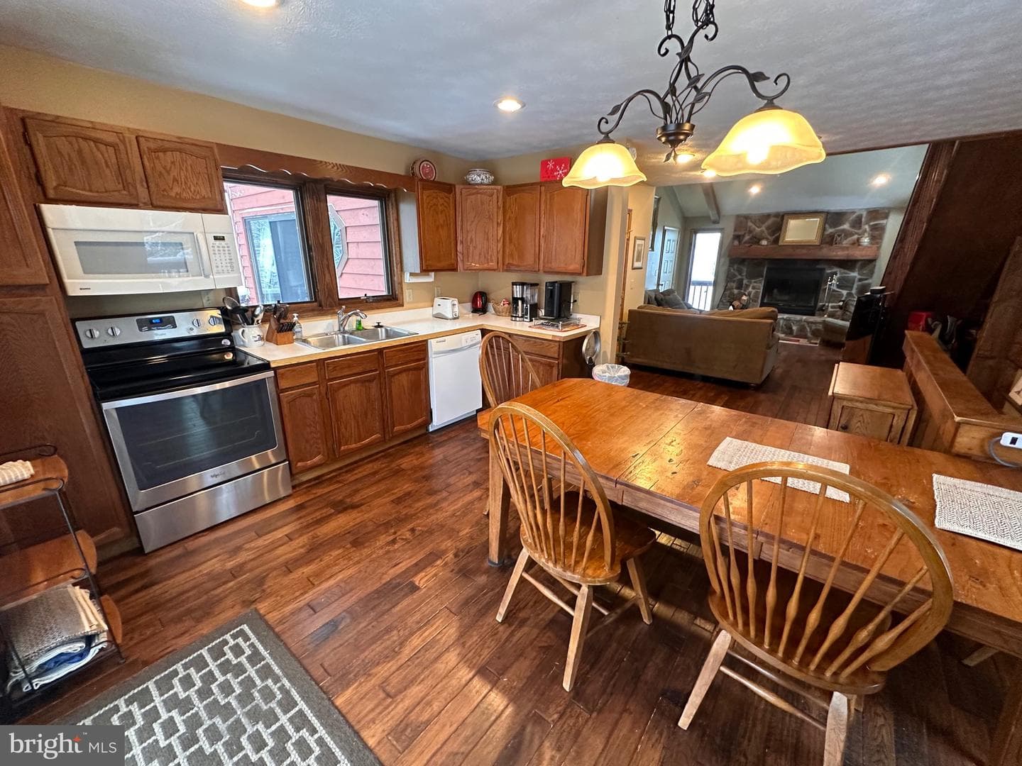 293 Brookside Road photo 9