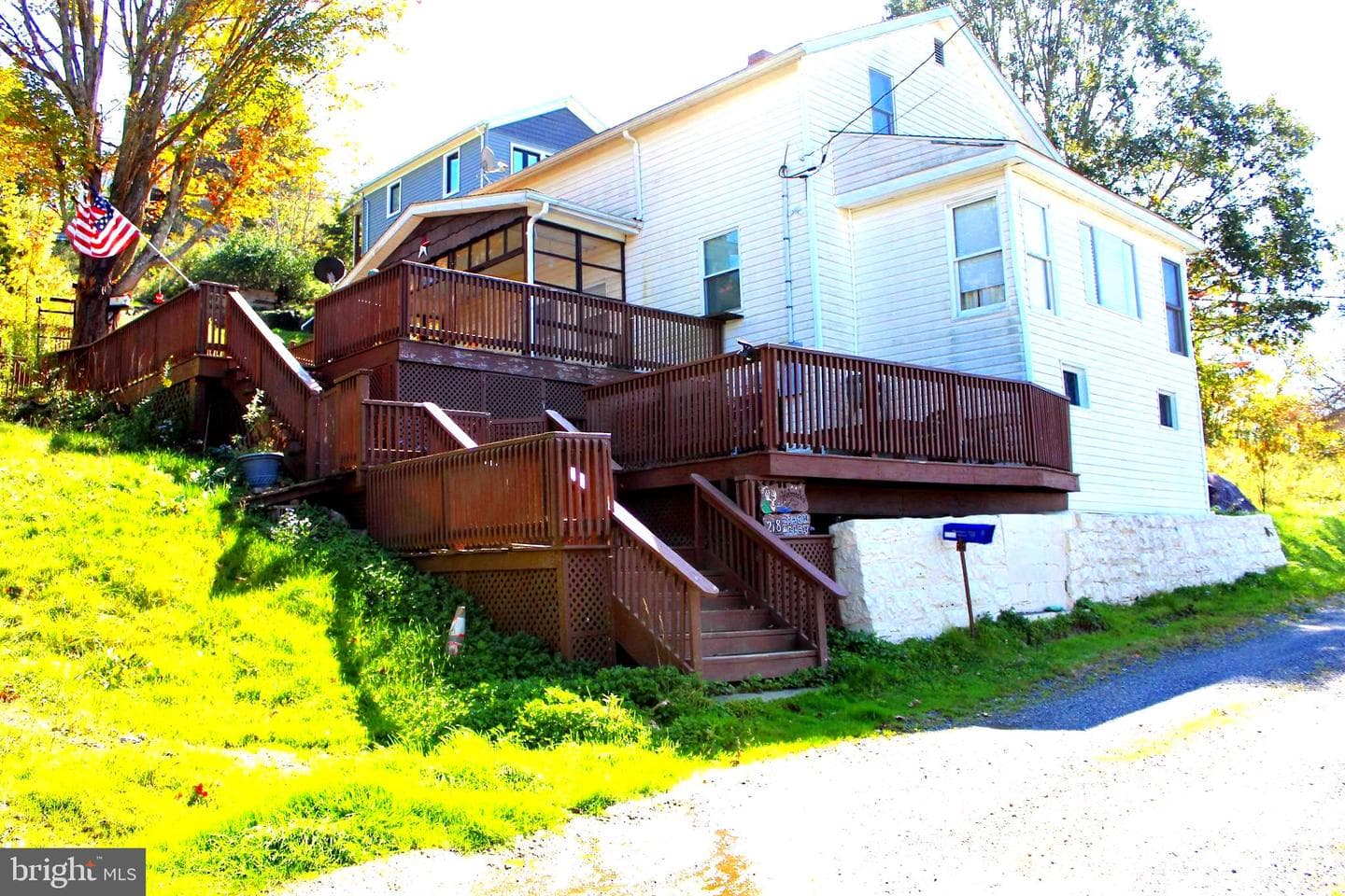 218 Birch Alley