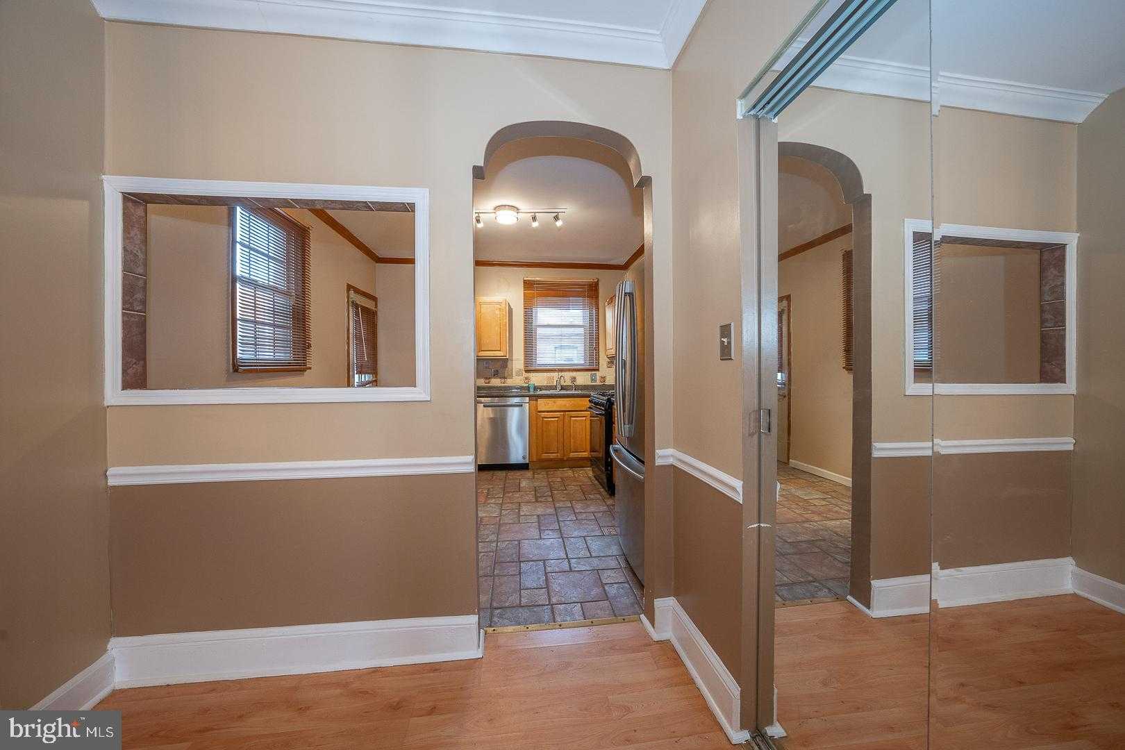 2127 N 58th St photo 23