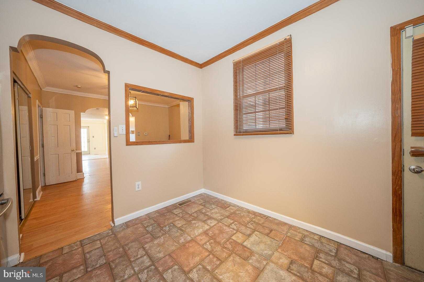 2127 N 58th St photo 30