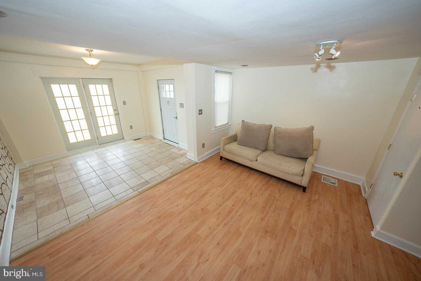 2127 N 58th St photo 50