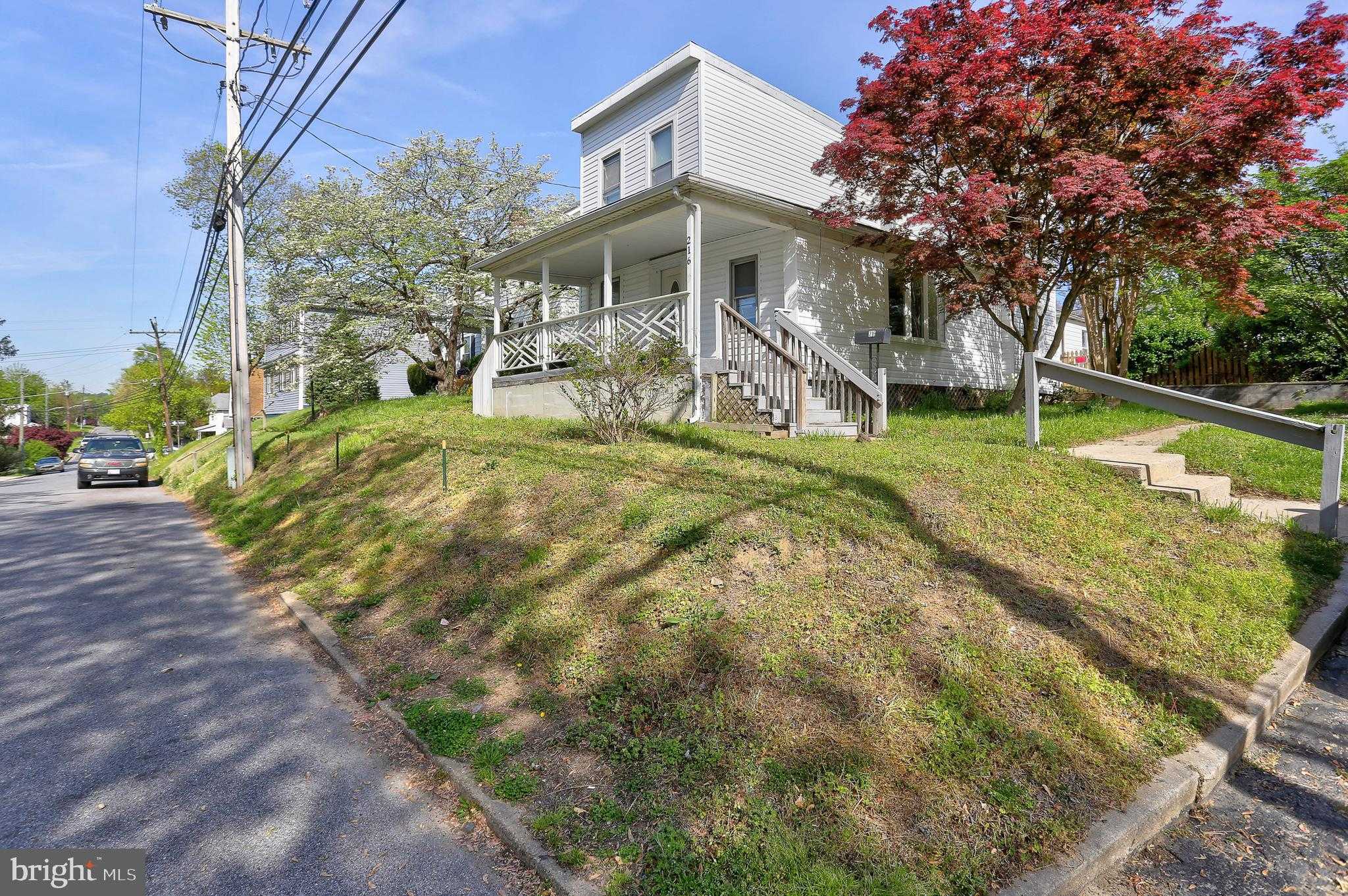 216 Clyde Ave, Halethorpe