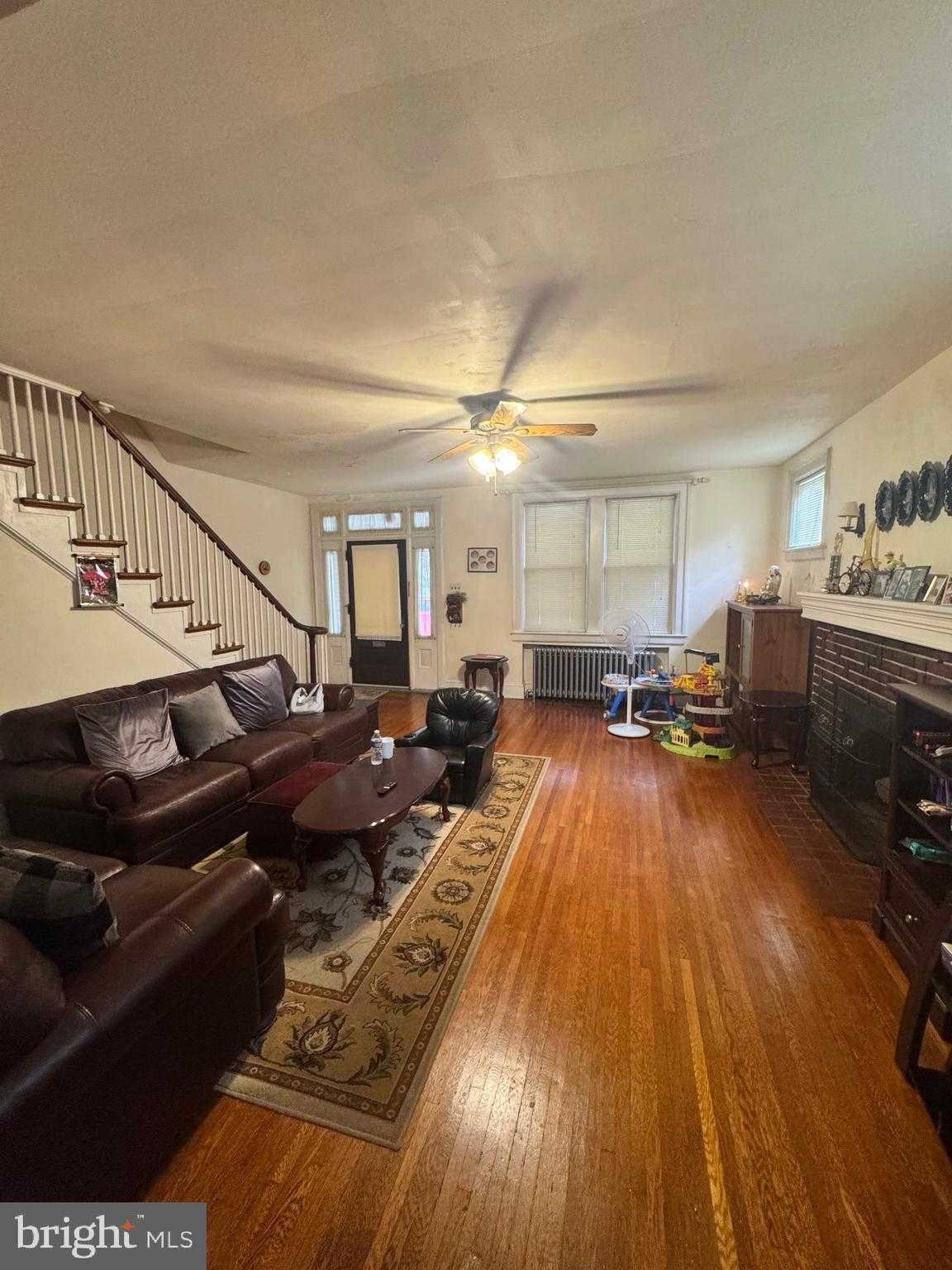 1447 4th Ave photo 4