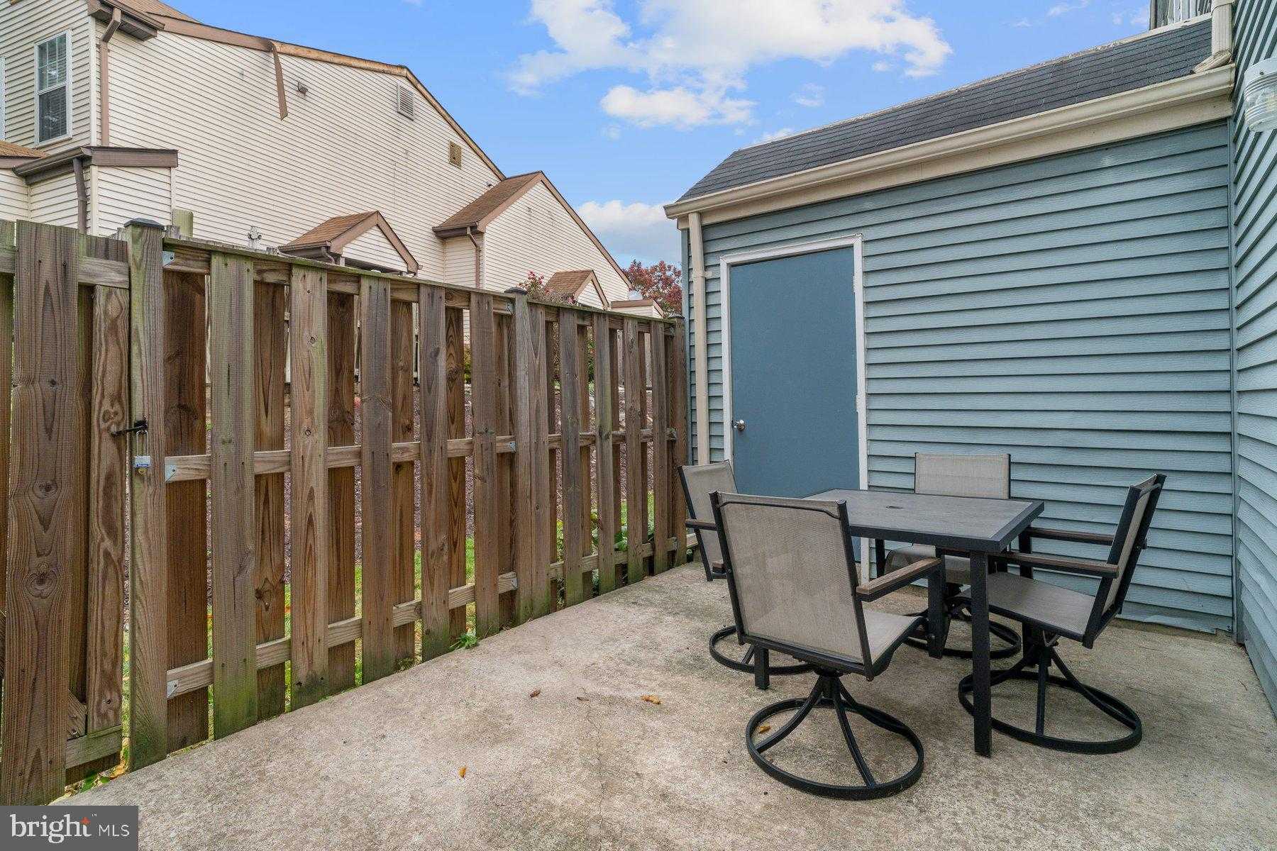 5806 Shadbush CT Unit H photo 29