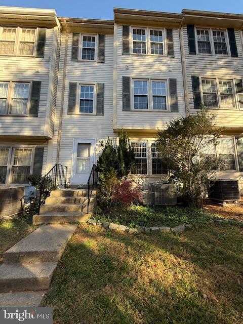 11640 Pleasant Meadow Dr, North Potomac