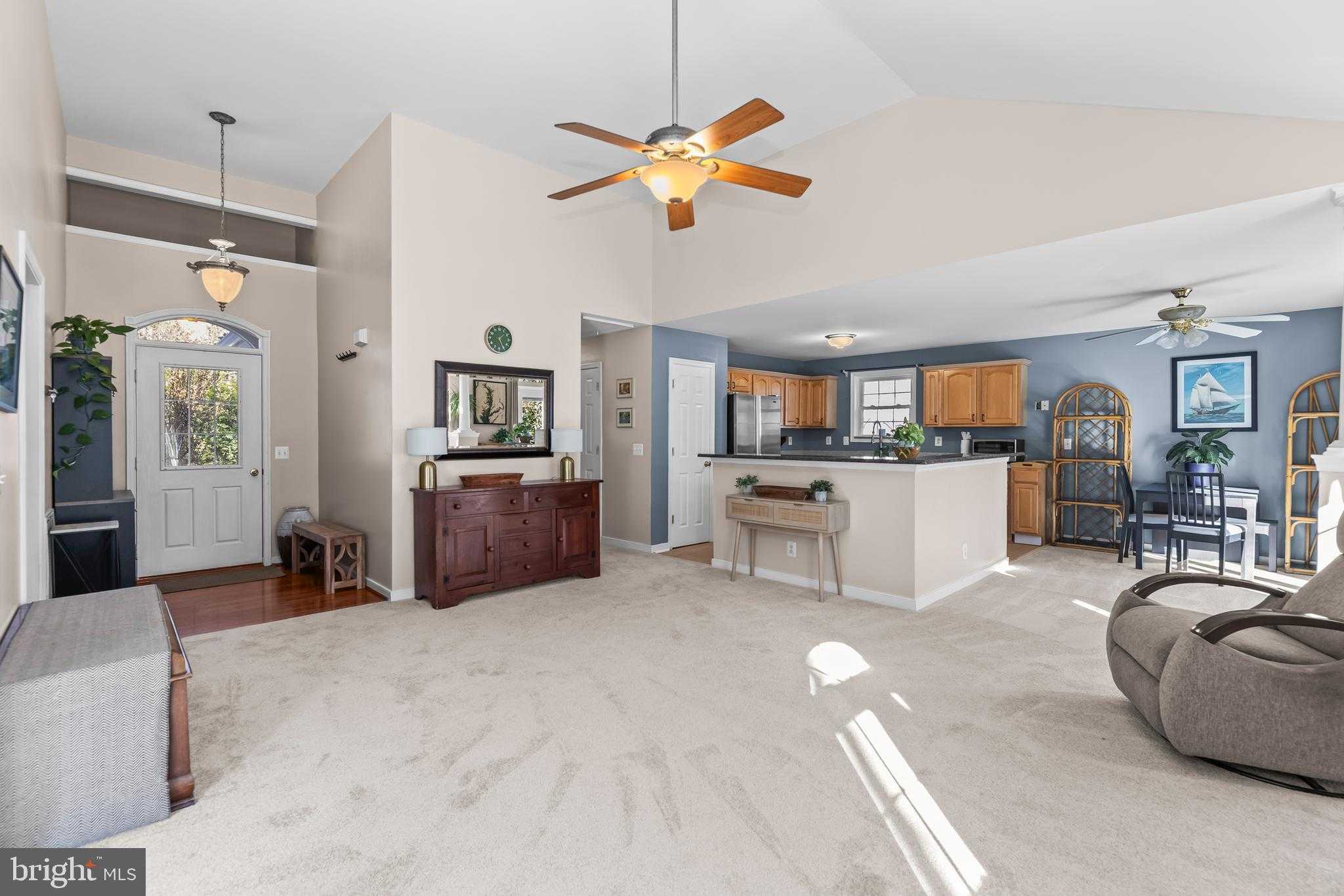 1203 Richmond Dr photo 9