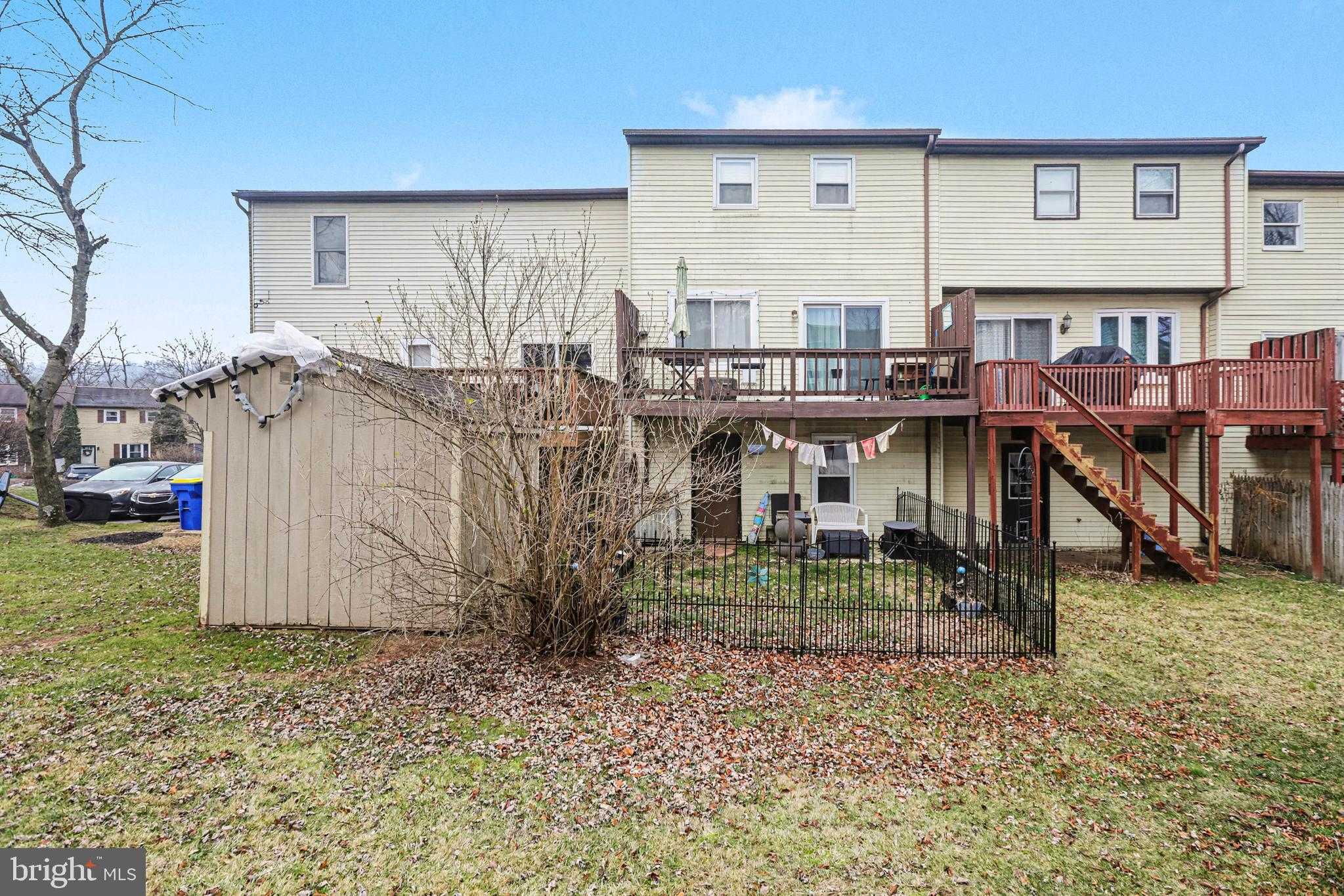 143 White Dogwood Dr photo 2