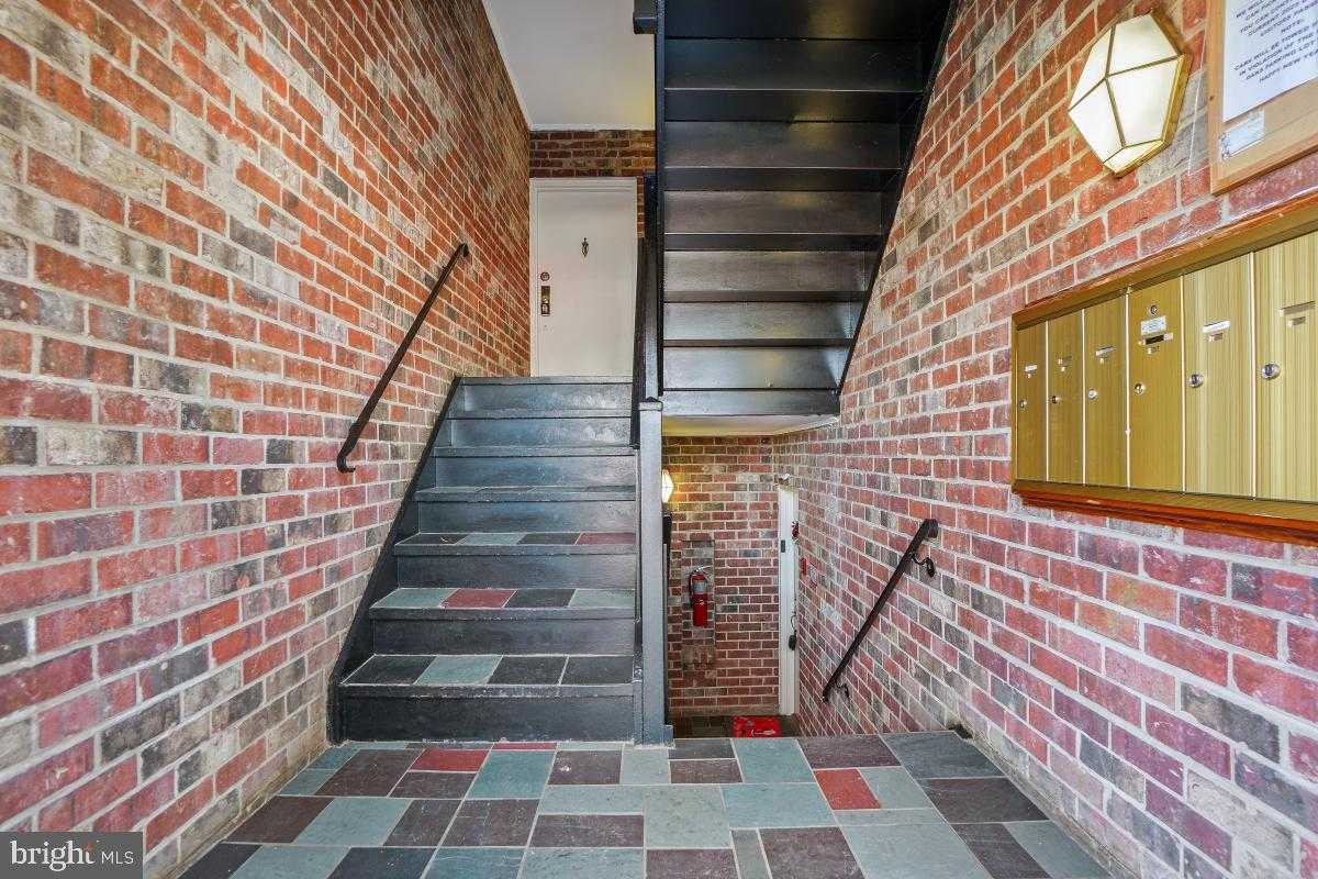 726 Quince Orchard Blvd Apt 102, Gaithersburg