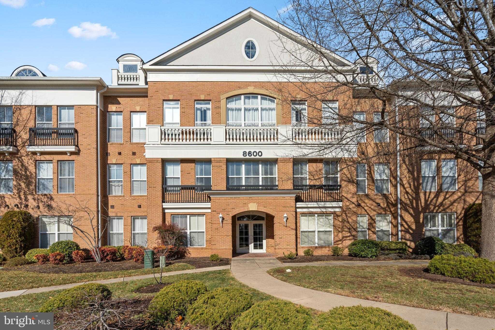8600 Liberty Trl Unit 102, Manassas