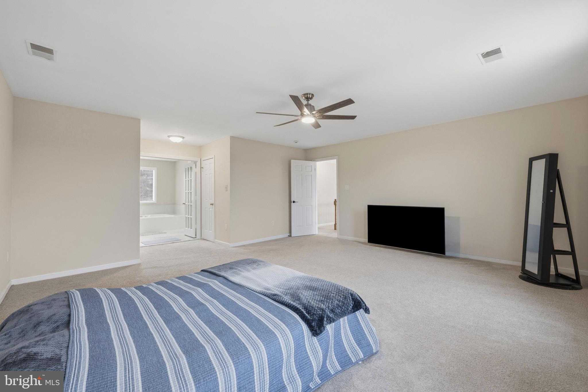 22340 Flintridge Dr photo 34