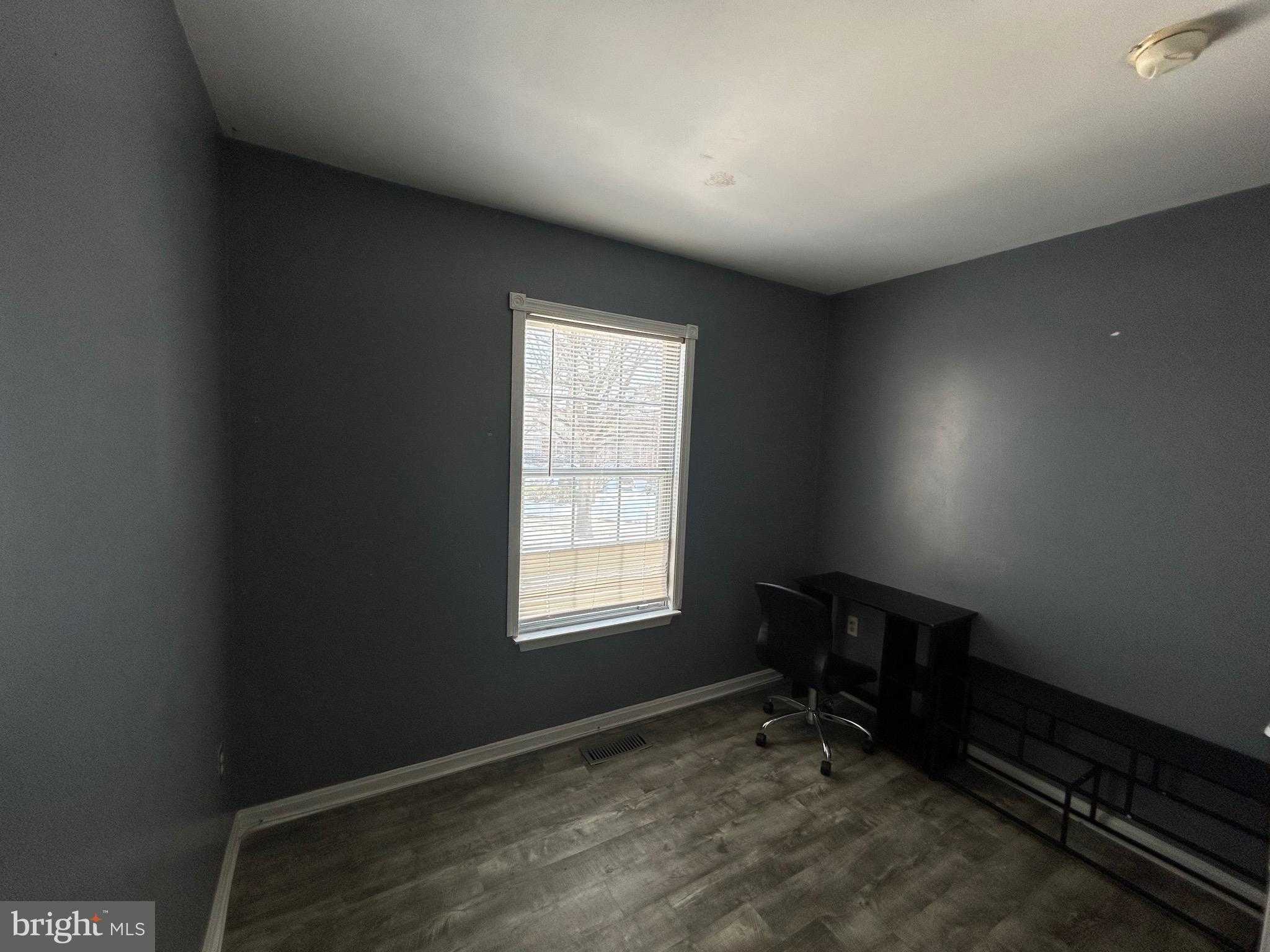 14517 London Ln photo 10