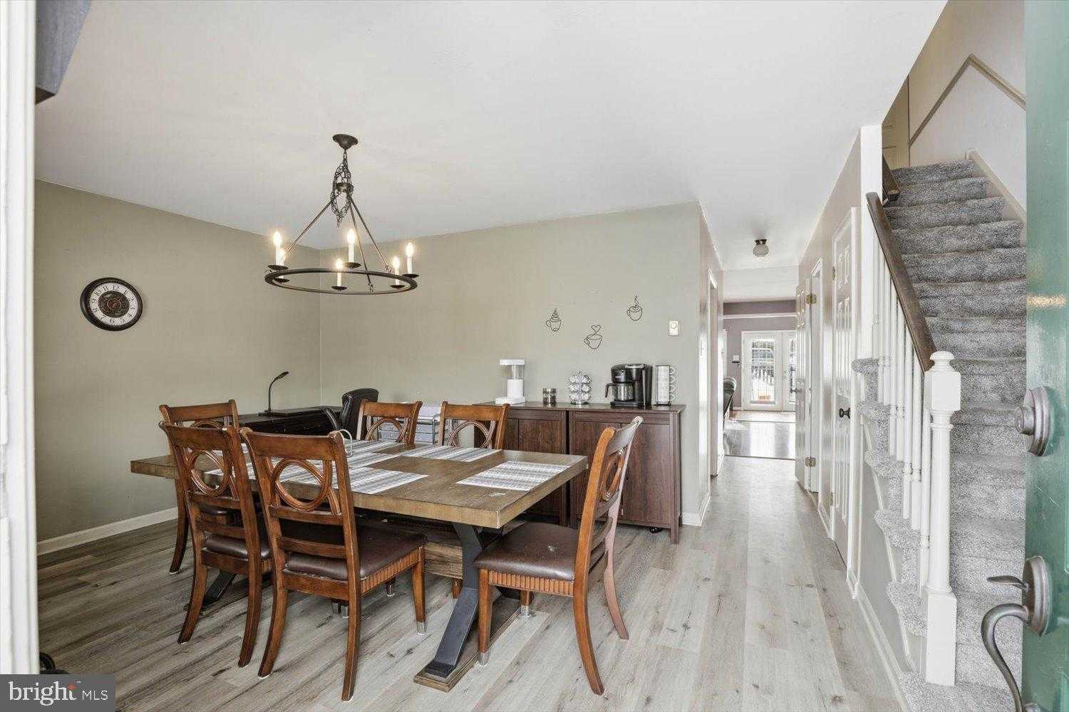 200 Hughes Ave photo 4