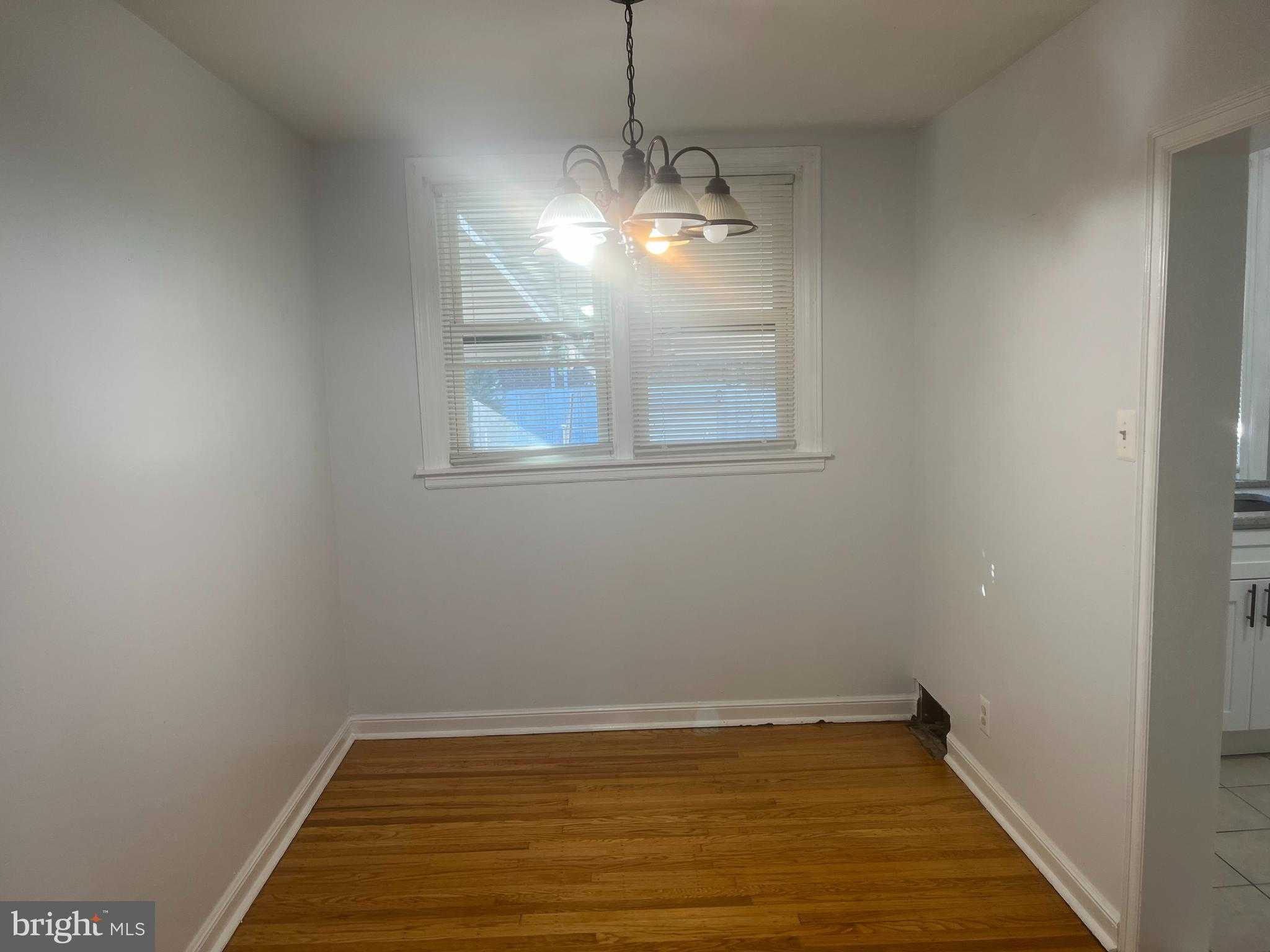 4252 M St photo 7