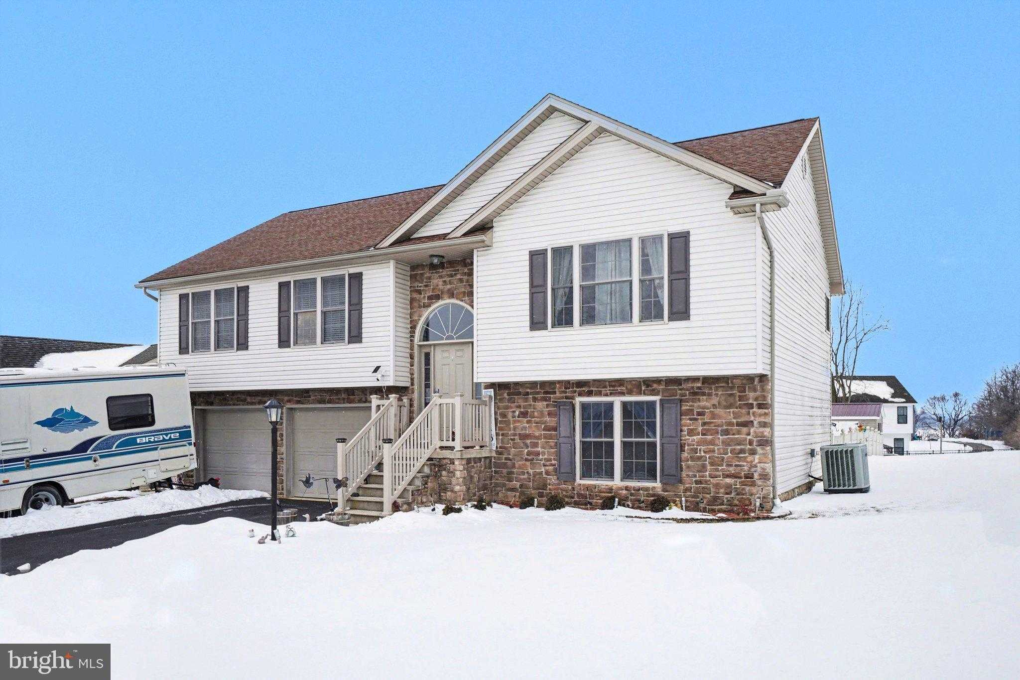 400 Frick Ave photo 25