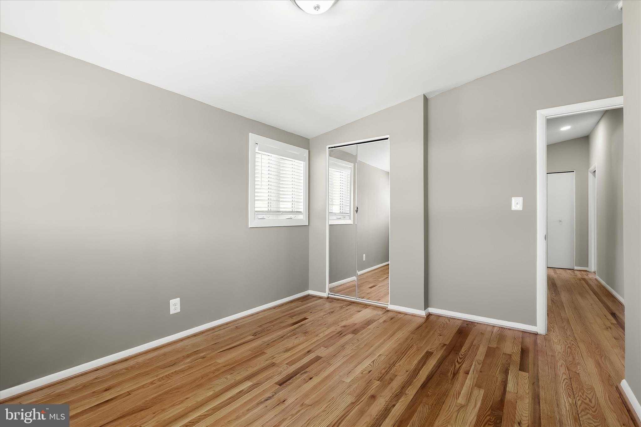 1009 Flagtree Ln photo 43