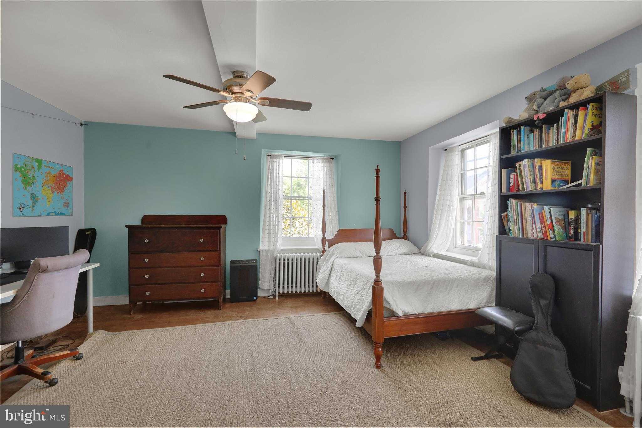 27 E Main St photo 48